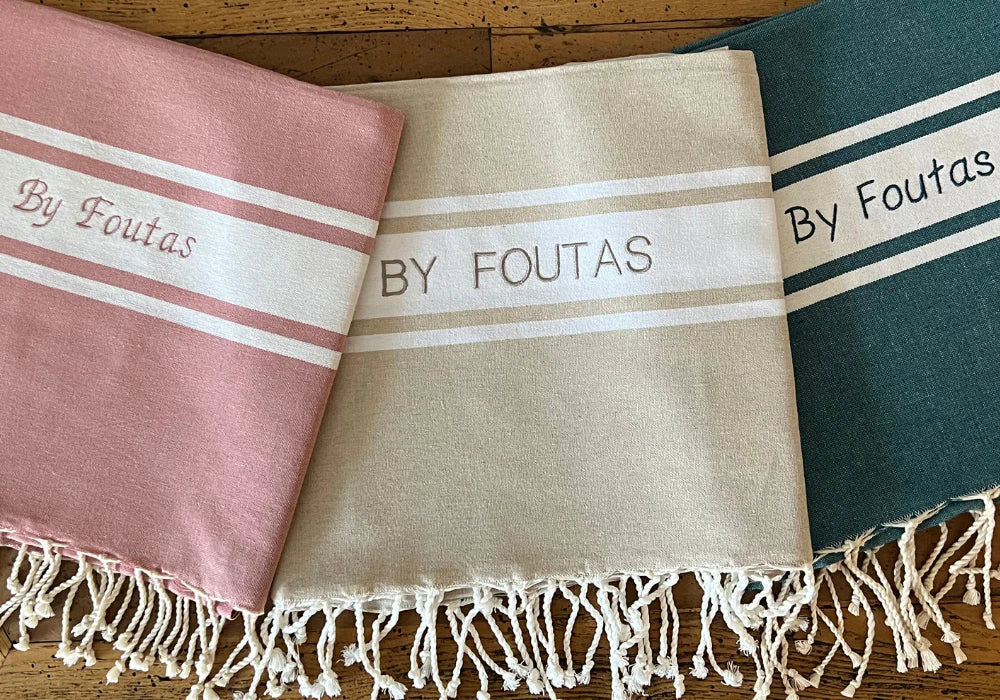 Personnalisation et broderie : offrez une fouta unique - BY FOUTAS