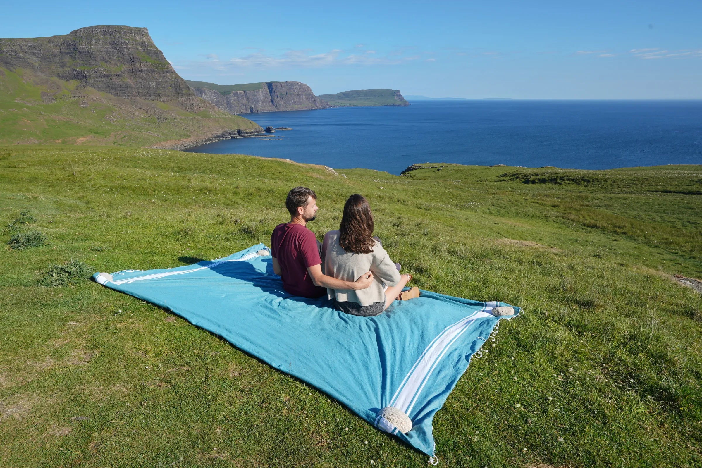 Pourquoi adopter une fouta en voyage ? L’alliée idéale pour les globe-trotteurs - BY FOUTAS