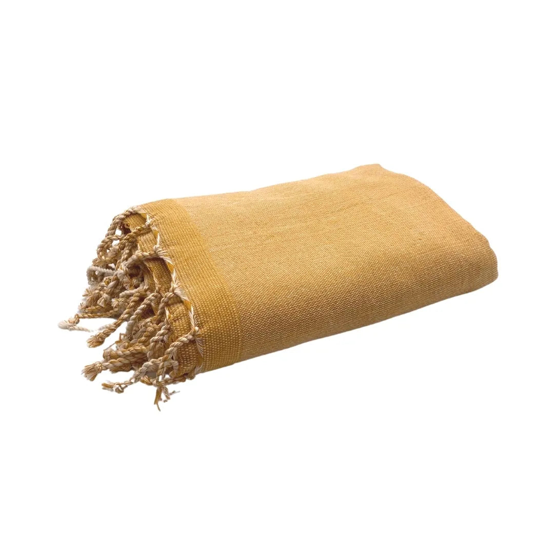Photo packshot of the Fouta Classique Personnalisable Jaune Moutarde - BY FOUTAS