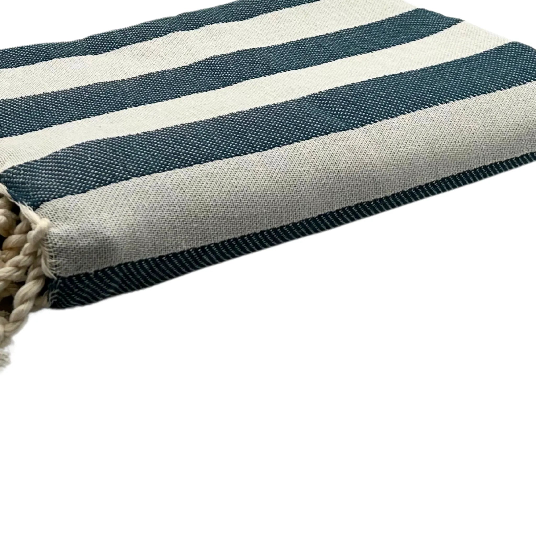 Enfoque sobre la Fouta Azul Pato de Positano - BY FOUTAS
