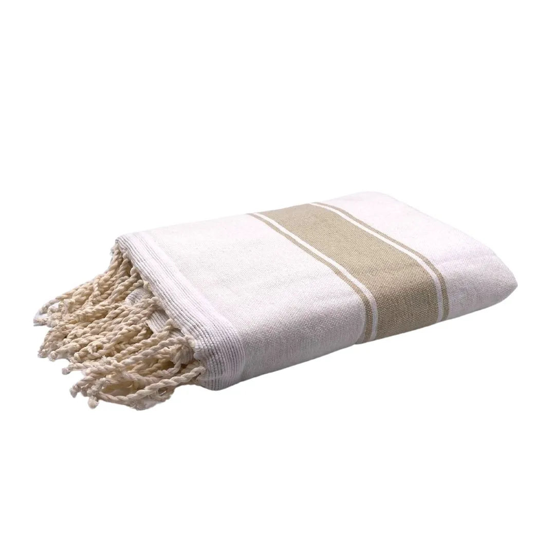 Photo packshot de la Fouta Classique Taupe - BY FOUTAS