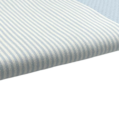 Zoom sur la Fouta Nid d'abeille Bleu Ciel - BY FOUTAS