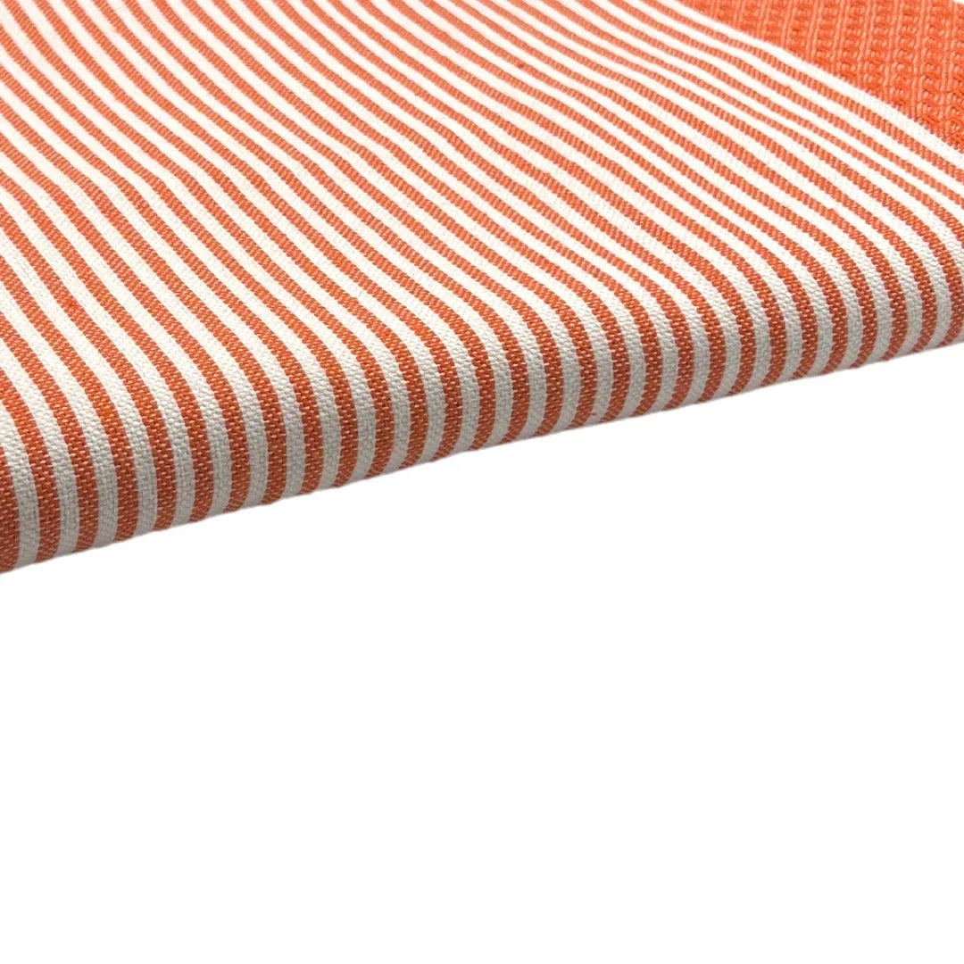 Zoom sur la Fouta Nid d'abeille Orange - BY FOUTAS