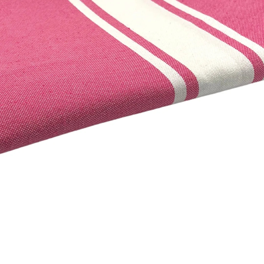 Zoom sur la Fouta Classique Fuchsia