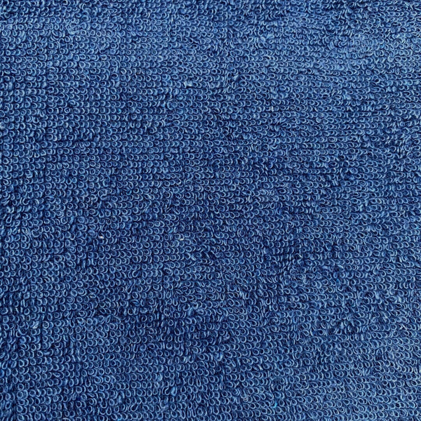 zoom sur la fouta de bain Eponge unie couleur bleu ardoise  - BY FOUTAS