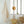 fouta Chevron couleur sahara suspendue dans une salle de bain - BY FOUTAS