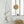 fouta Eponge couleur sahara  suspendue dans une salle de bain - BY FOUTAS