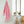 Bild in die Galerie laden, Saunatuch Wabe Farbe bonbonrosa hängt in einem Badezimmer - BY FOUTAS
