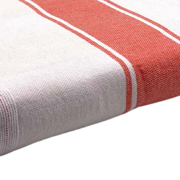 zoom on the fouta of bath Eponge color mandarin - BY FOUTAS