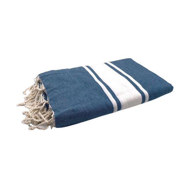 fouta XXL Tissage plat couleur bleu canard pliée façon serviette de plage XXL - BY FOUTAS