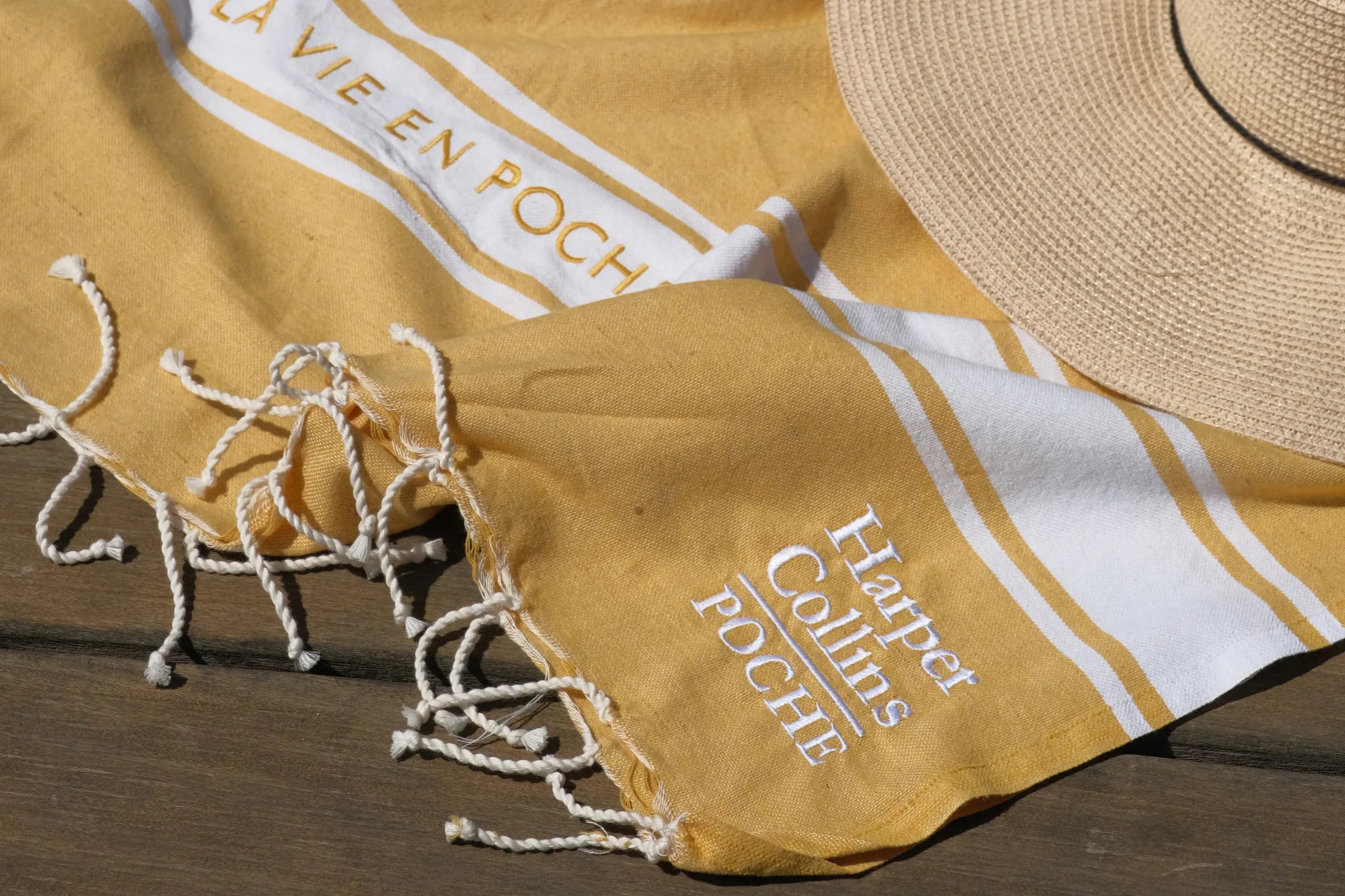Why is the personalized fouta an excellent communication medium for businesses?