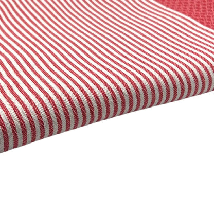 Focus on Fouta honeycomb Red - BY FOUTAS