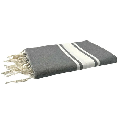 Fouta Classique Gris Foncé hanging in a bathroom - BY FOUTAS